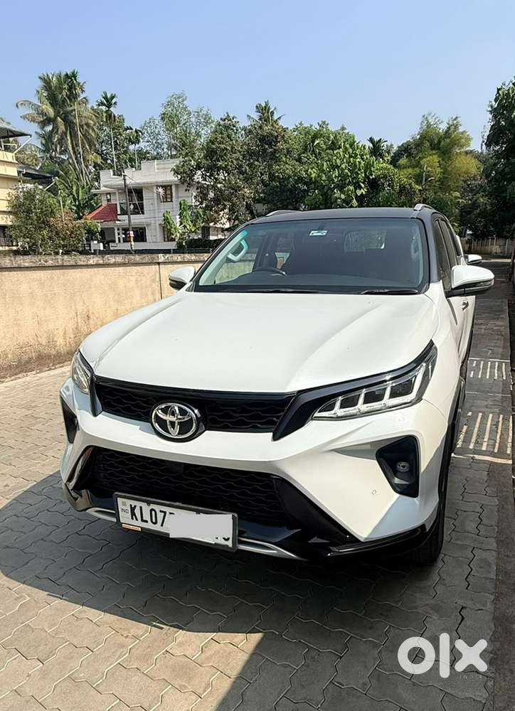 Toyota Fortuner Legender 2023 Diesel