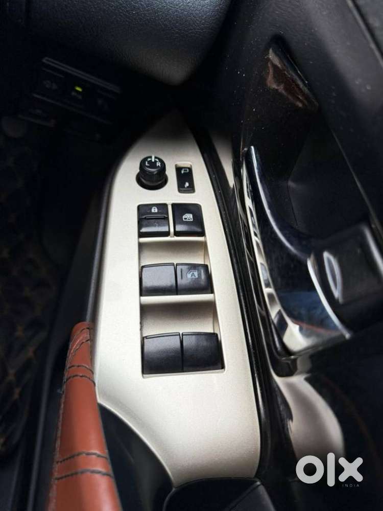 Toyota Innova Crysta [2020-ongoing] 2.4 Gx 7 Str, 2021, Diesel