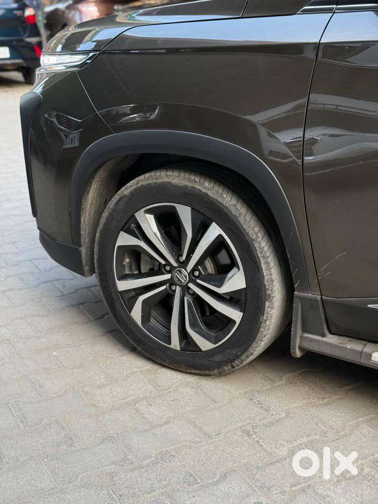 Mg Hector Plus Savvy Pro 1.5 Turbo Petrol Cvt 7 Str, 2024, Petrol