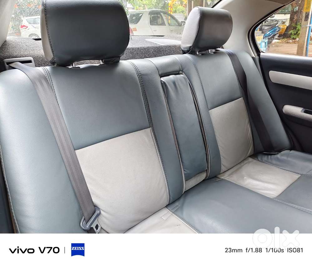 Maruti Suzuki Swift Dzire Vxi, 2012, Petrol