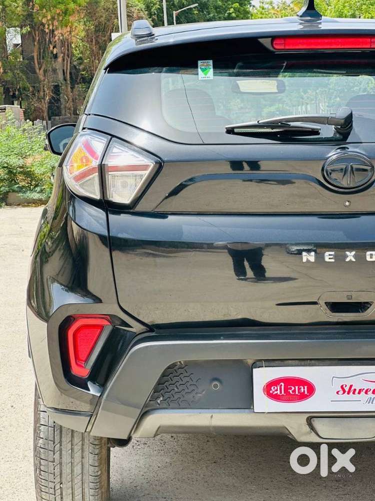 Tata Nexon 1.2 Revotron Xza Plus, 2023, Petrol