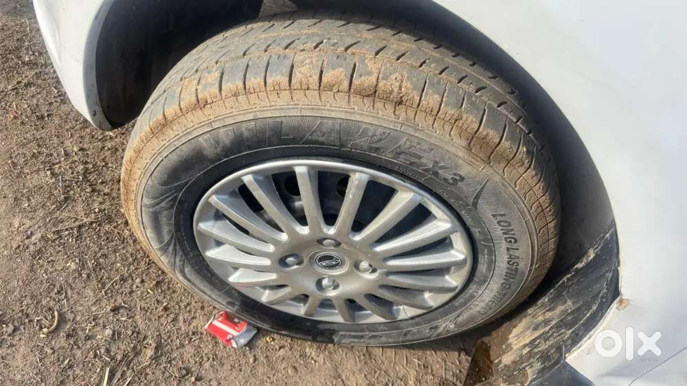 जिसको लेना है कॉल करे