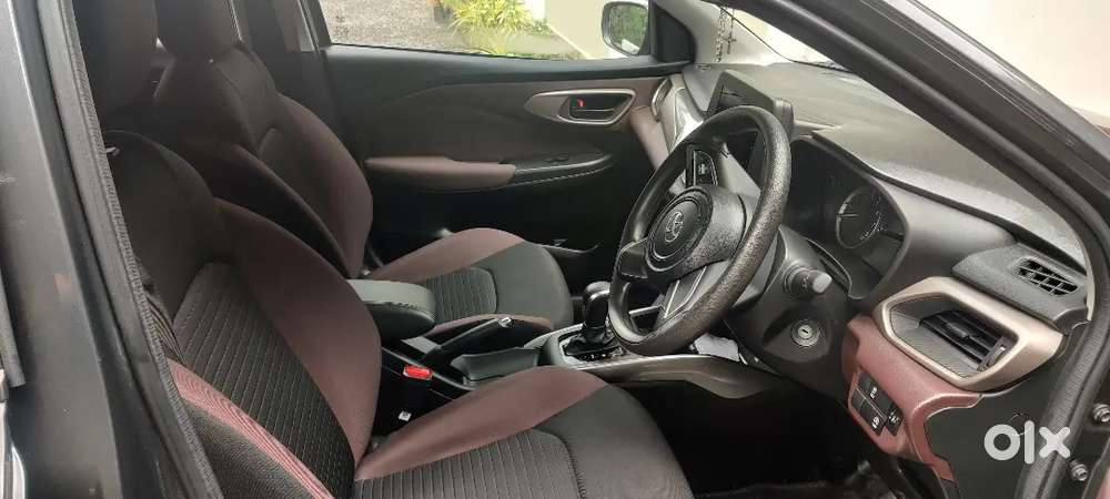 Toyota Urban Cruiser 2024 S Plus Petrol Amt