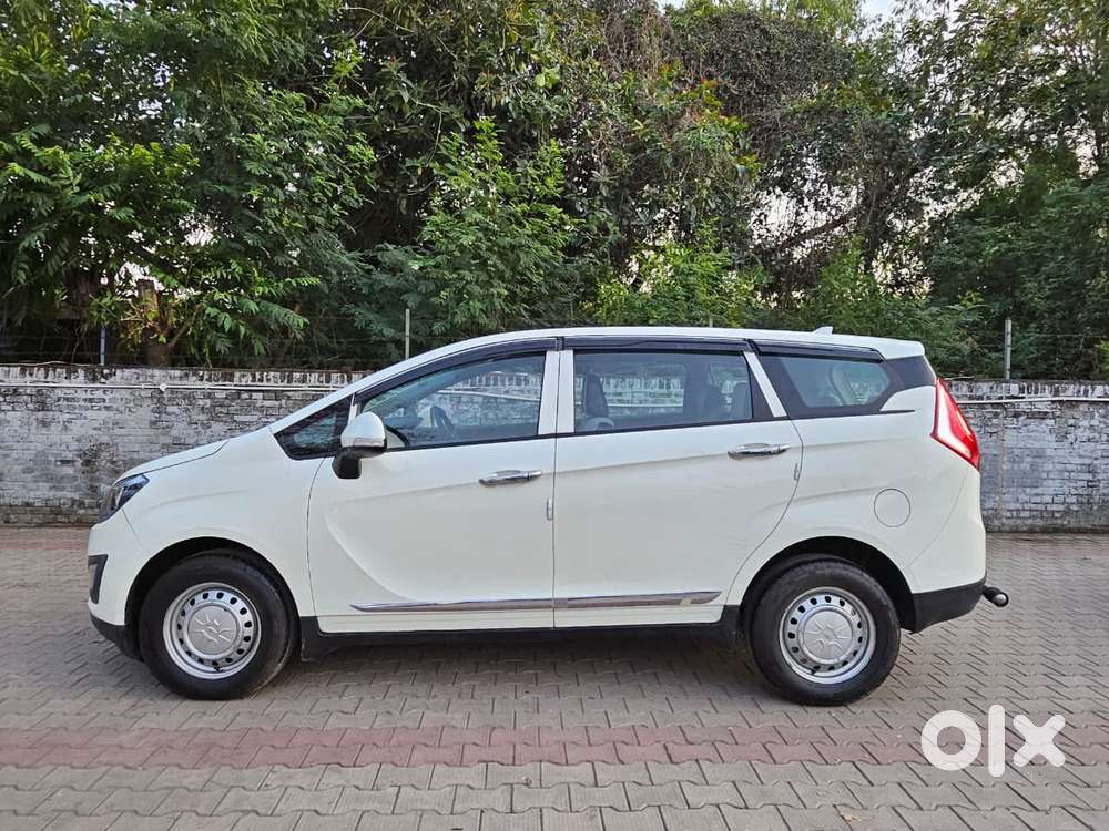 Mahindra Marazzo M2, 2019, Diesel