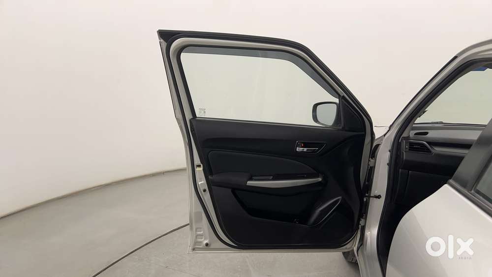 Maruti Suzuki Swift Amt Zxi, 2018, Petrol