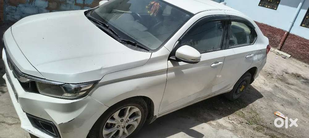 Honda Amaze For Sell.millage 25+kmpl