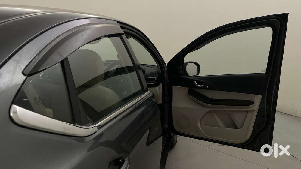 Tata Tigor Xza Plus, 2022, Petrol