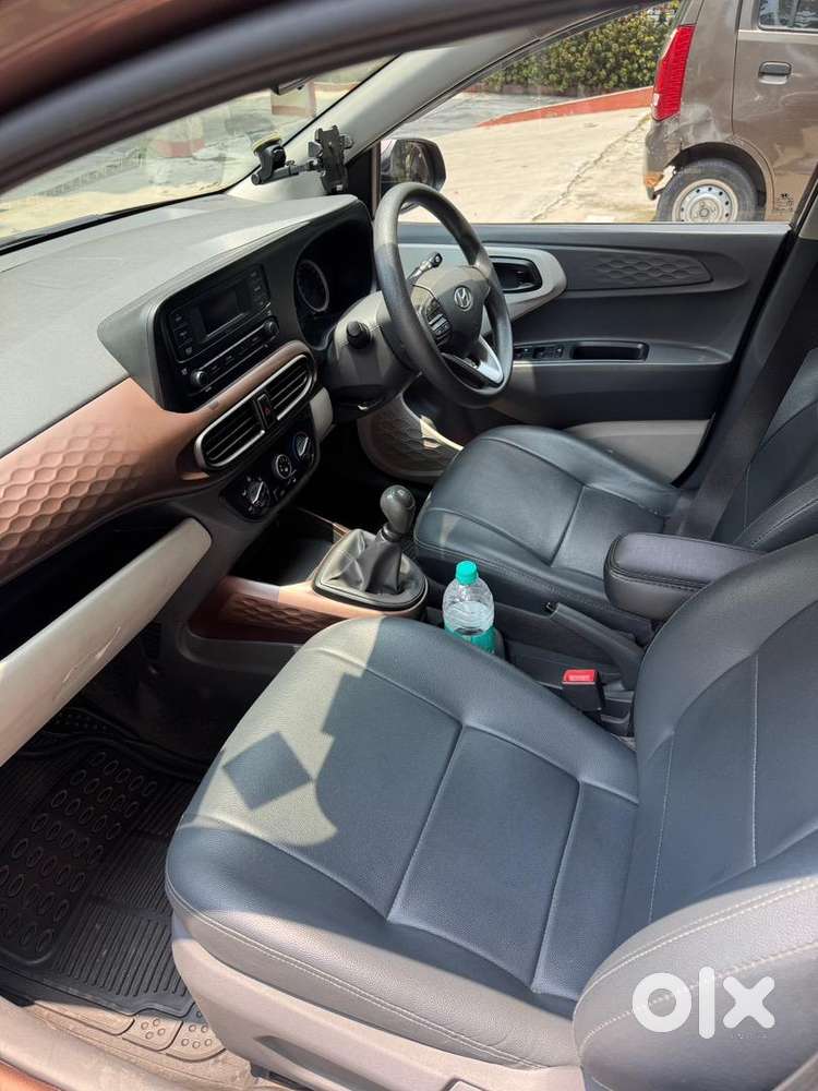 Hyundai Aura 2022 Cng Well Maintained