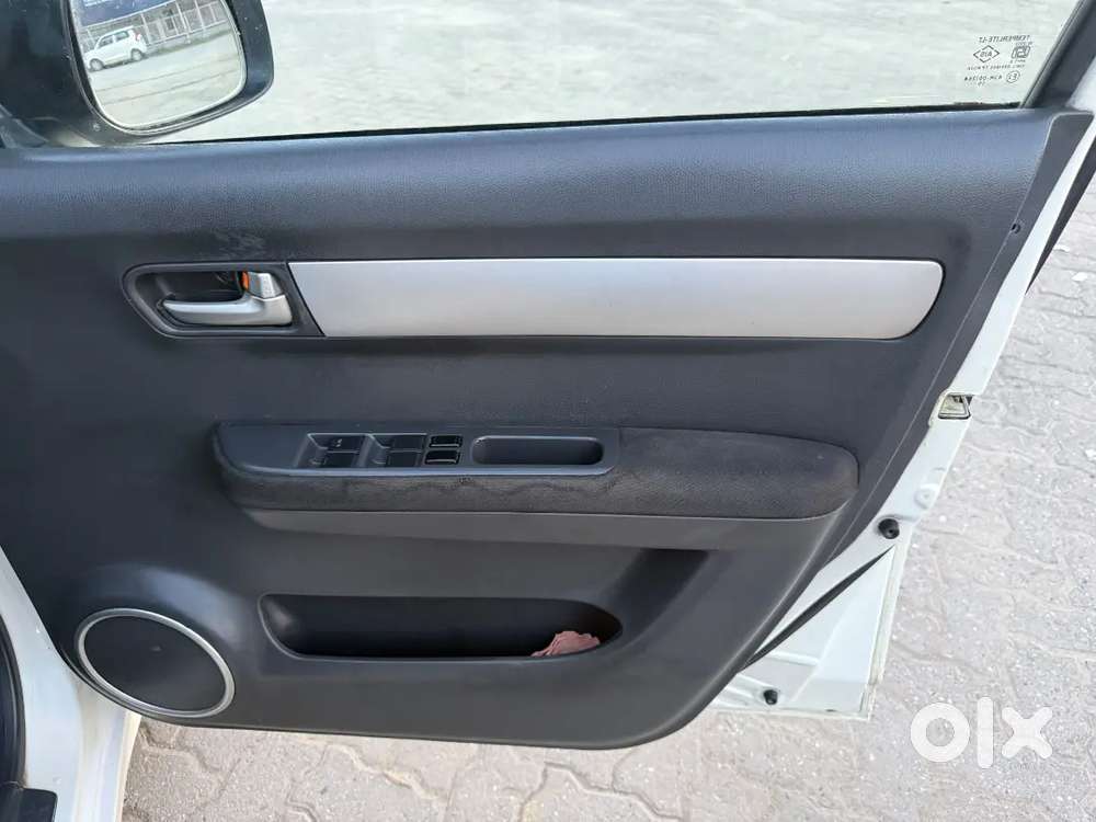 Maruti Suzuki Swift 2011 Diesel 75000 Km Driven