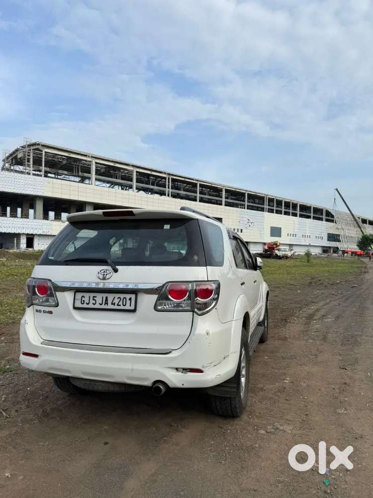 Toyota Fortuner 2012 Manual