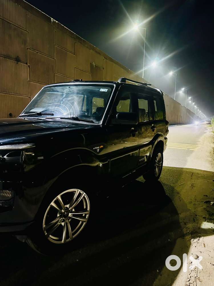 Mahindra Scorpio Classic 2016 Diesel 91000 Km Driven