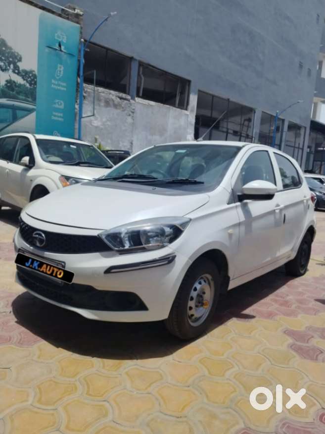 Tata Tiago 1.2 Revotron Xt (o), 2019, Petrol