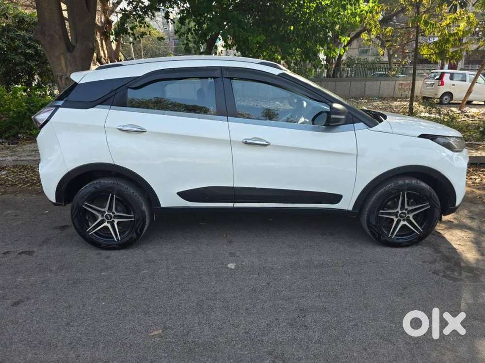 Tata Nexon 1.2 Revotron Xm (s), 2021, Petrol