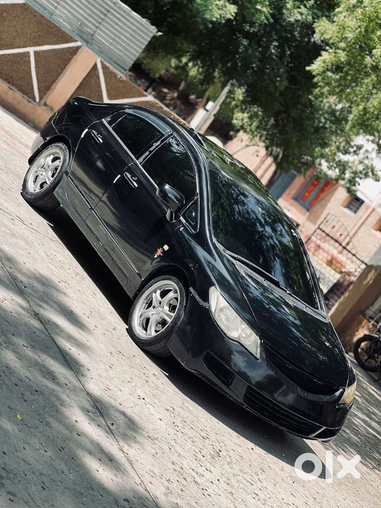 Honda Civic (sunroof)