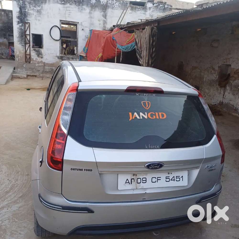 Silver Colur ,few Damage In Back Side