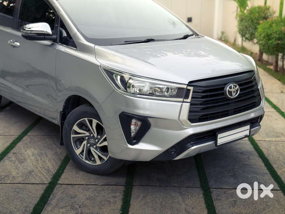 Toyota Innova Crysta [2020-ongoing] 2.4 Gx 7 Str, 2022, Diesel