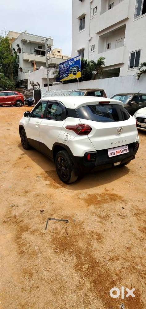 Tata Punch Adventure Amt, 2022, Petrol
