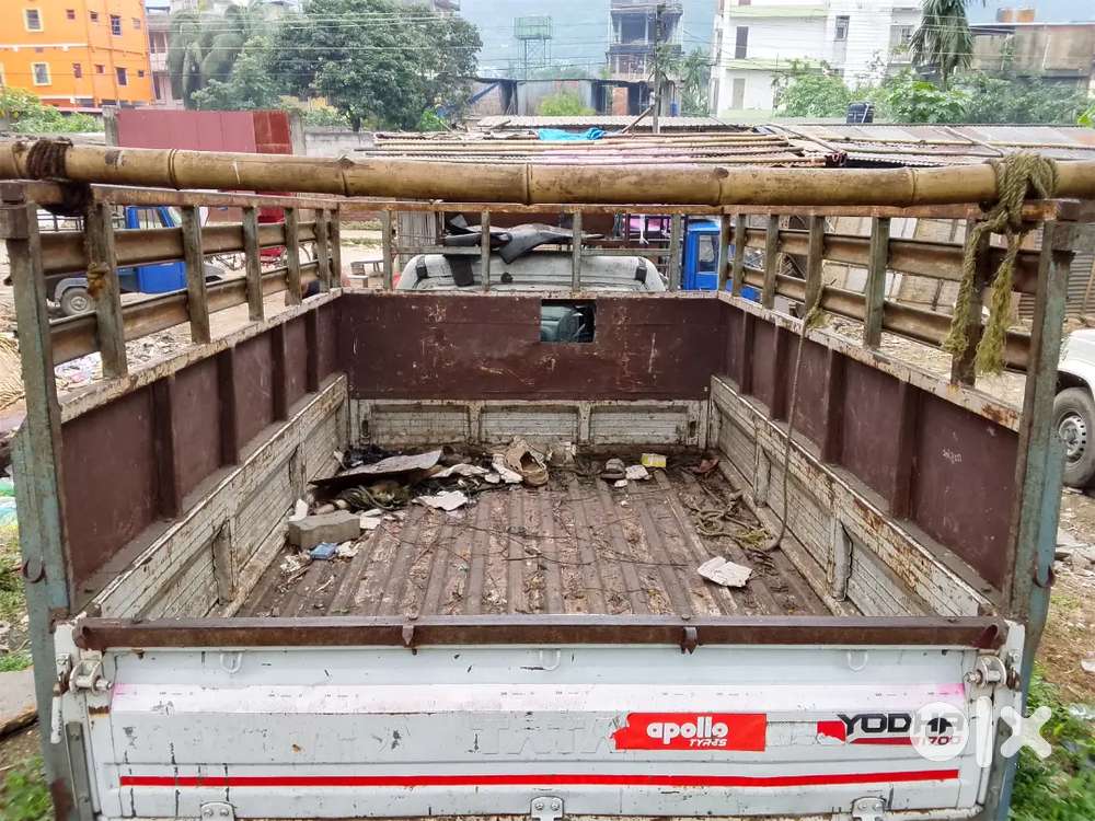 Tata Yodha Parking Space Nai