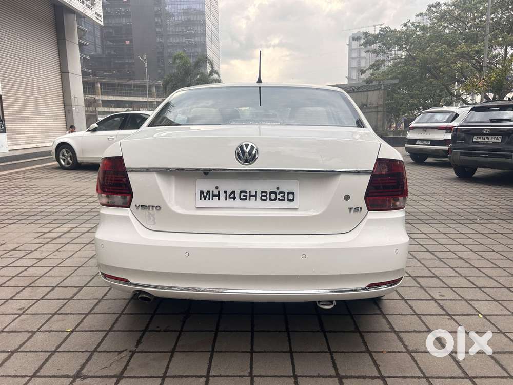 Volkswagen Vento 1.2 Tsi Highline At, 2017, Petrol