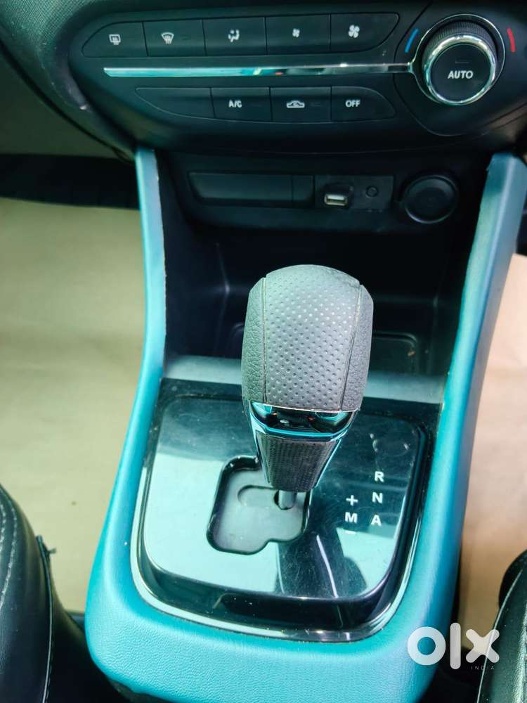 Tata Punch Creative Flagship Dual Tone Amt, 2023, Petrol