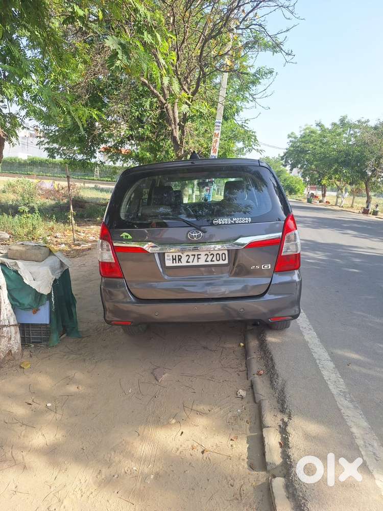 Toyota Innova Diesel 2015  Powerful, Spacious & Reliable