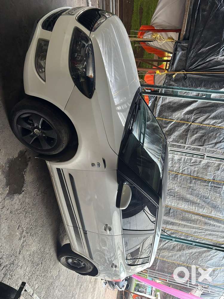 Skoda Fabia Petrol Manual 2013
