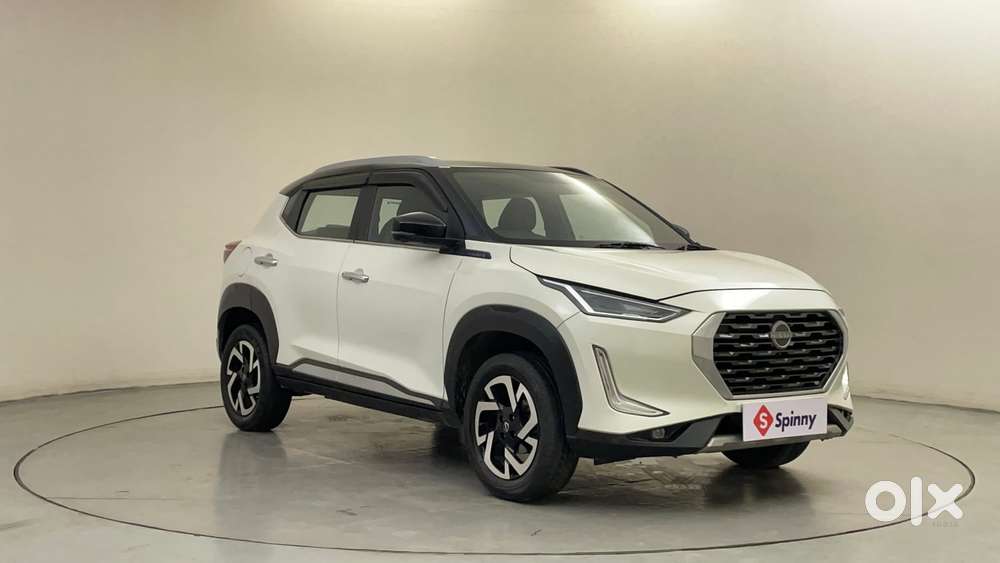 Nissan Magnite 1.0 Xv Premium Dual Tone, 2024, Petrol