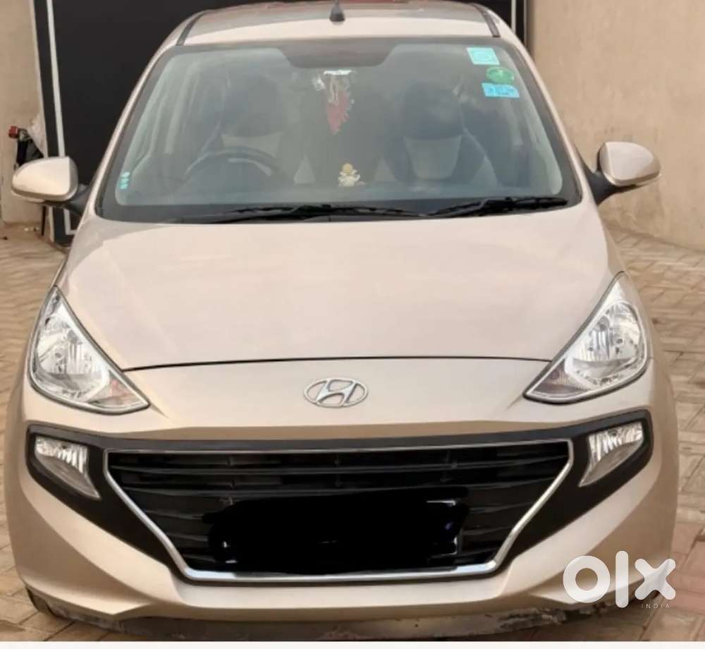 Hyundai Santro 2022 Amt Petrol 10147 Km Driven