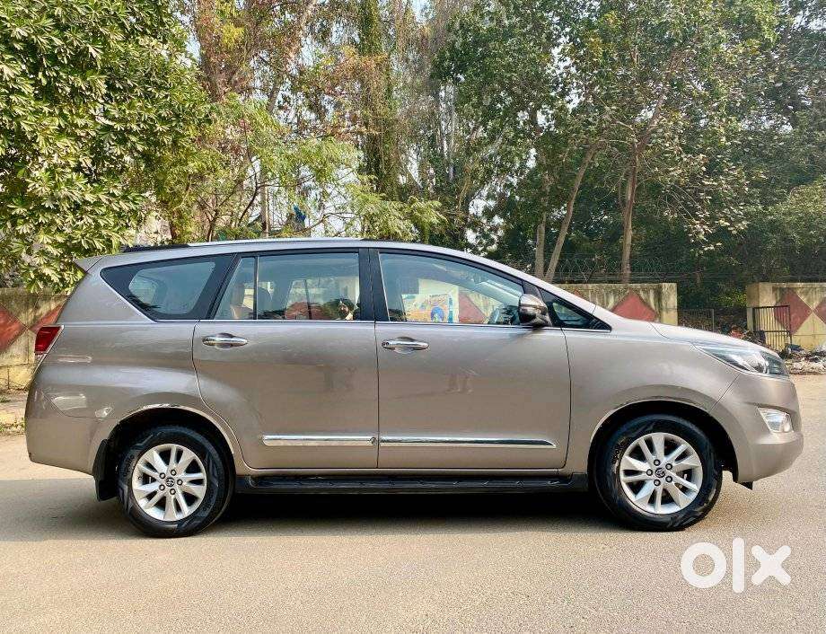 Toyota Innova Crysta 2.4 Vx Mt, 2019, Diesel