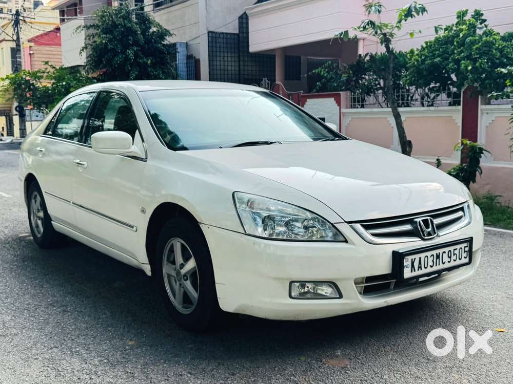 Honda Accord 2.4 Vti-l Manual, 2004, Petrol