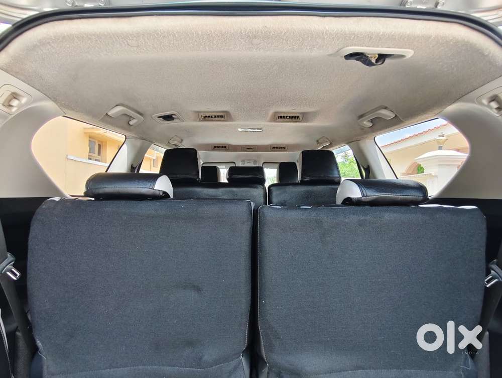 Toyota Innova Crysta 2.4 G Mt, 2017, Diesel