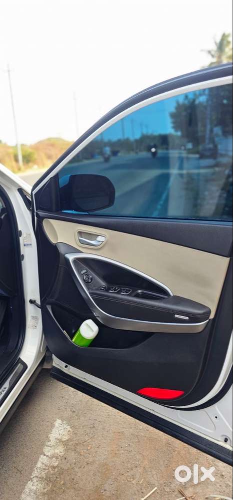 Very Neatly Maintained Hyundai Santa Fe