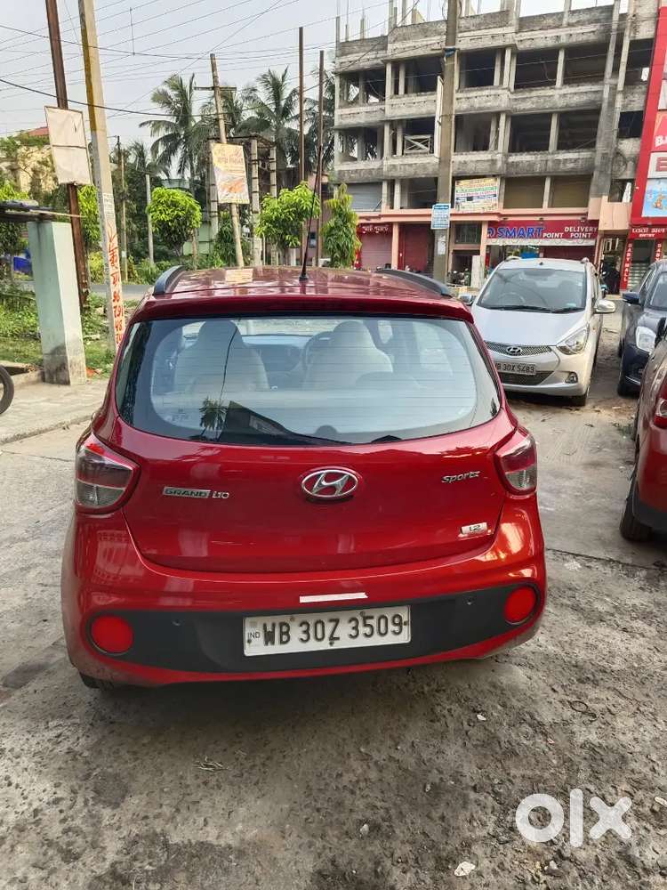 Hyundai Grand I10 Sportz 2018 Petrol
