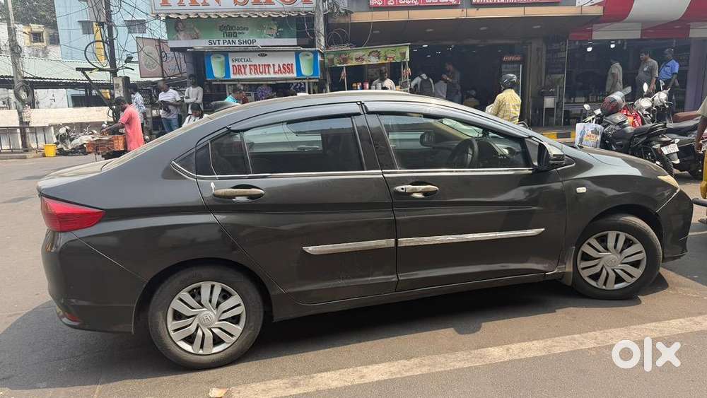 Honda City 2016 Diesel 96000 Km Driven
