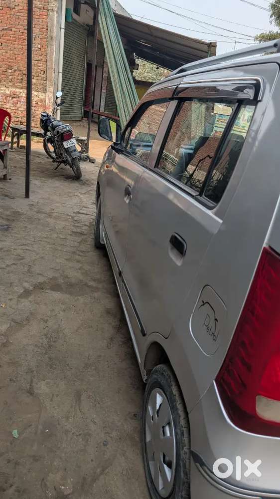 Maruti Suzuki Wagon R 1.0 2011