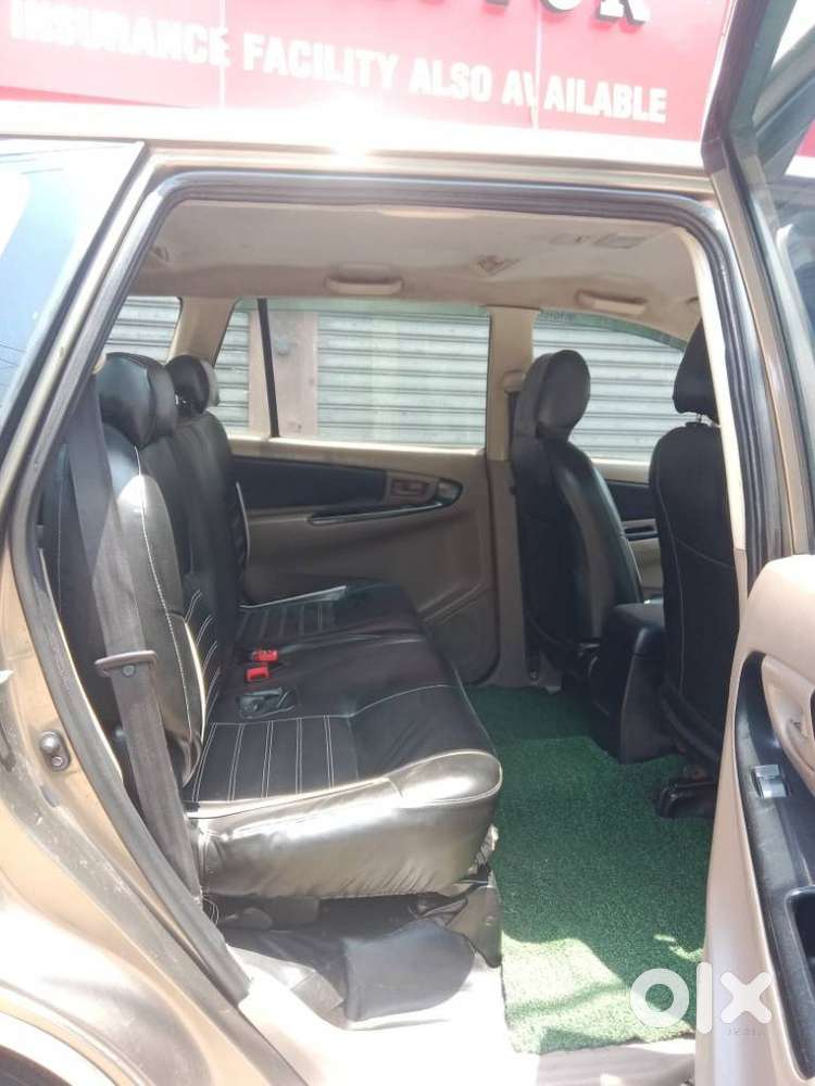 Toyota Innova 2.5 G (diesel) 7 Seater, 2015, Diesel