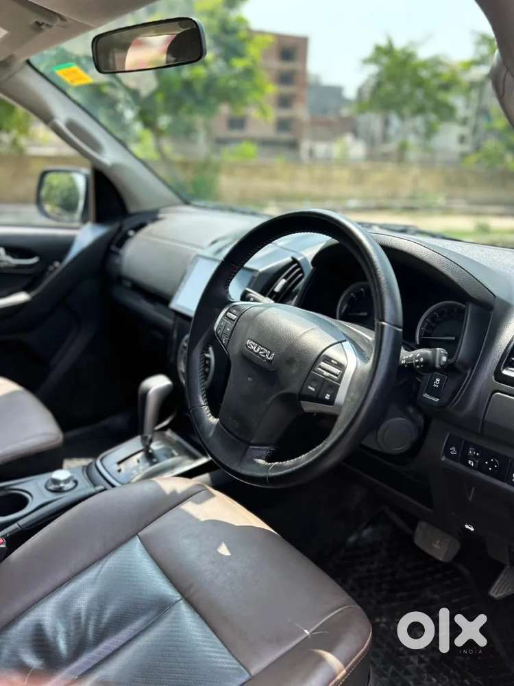 Isuzu V-cross, 2025, Diesel