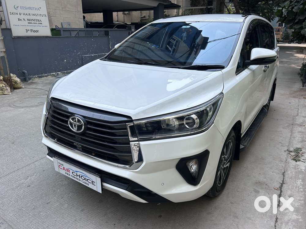 Toyota Innova Crysta 2.4 V 8 Str, 2022, Diesel