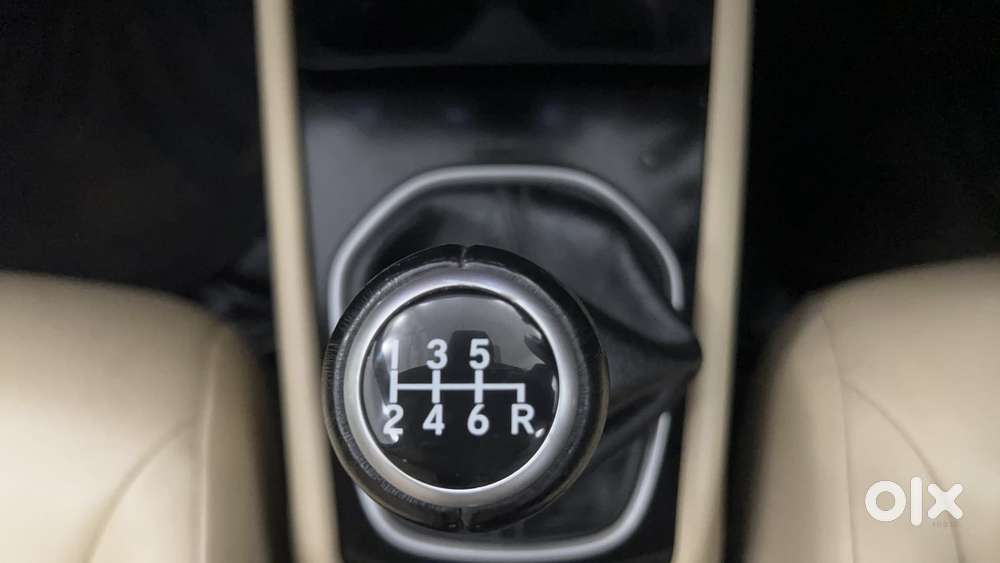 Honda City Zx Petrol Mt, 2023, Petrol