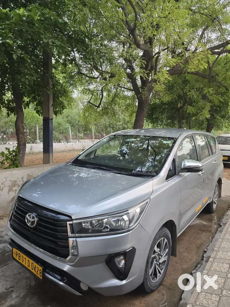 Toyota Innova Crysta 2022 Diesel Well Maintained