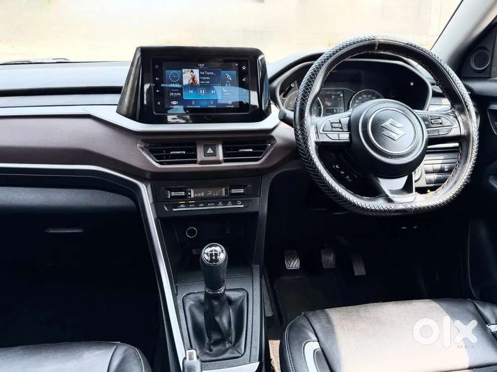 Maruti Suzuki Vitara Brezza 1.5 Zxi, 2023, Petrol