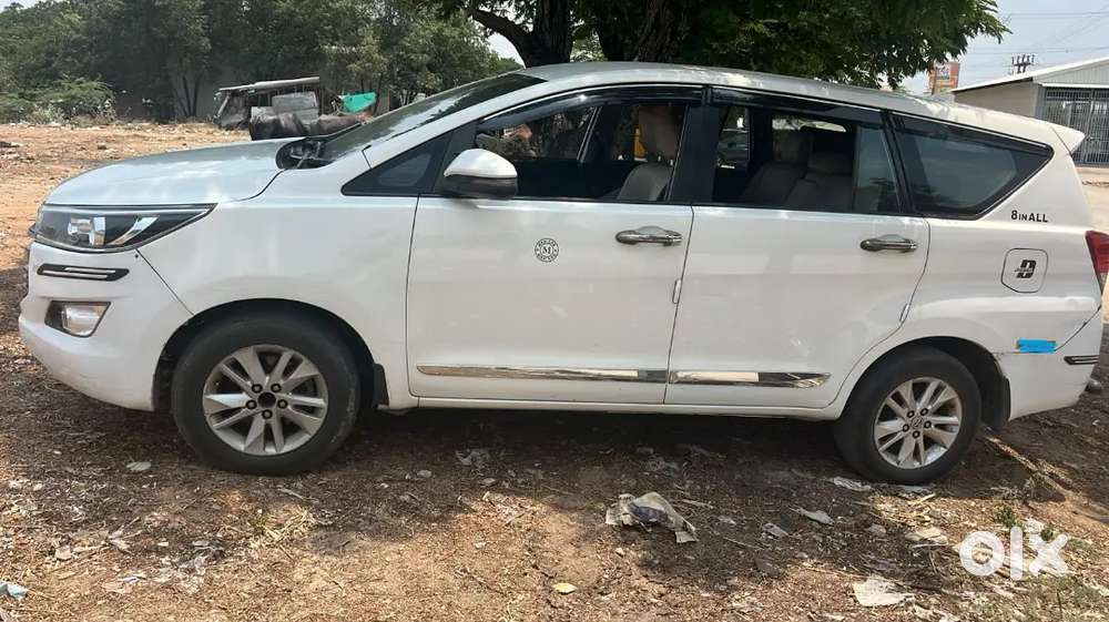 Toyota Innova Crysta 2018