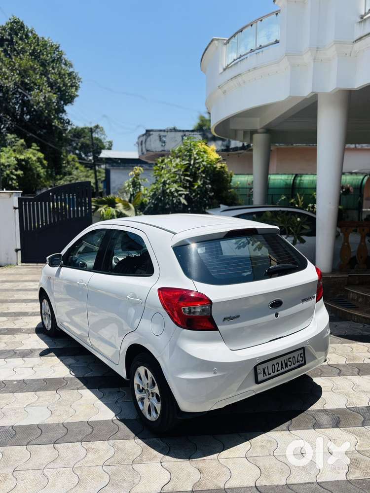Ford Figo 1.5p Titanium At, 2015, Petrol