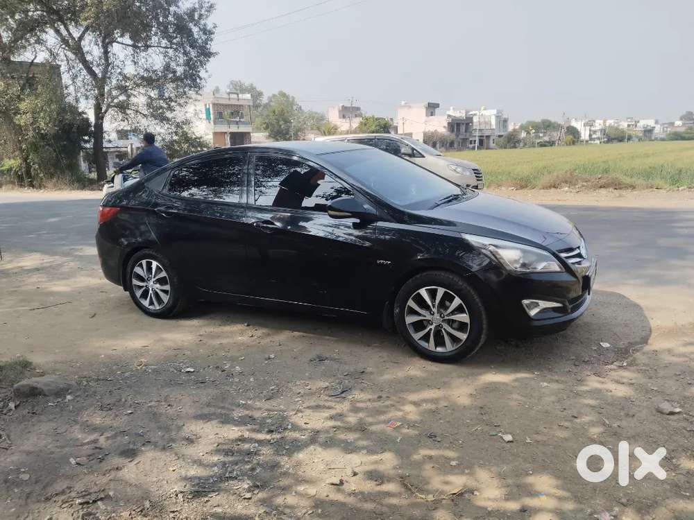 Mare Pass 2 Car Hai Is Liye