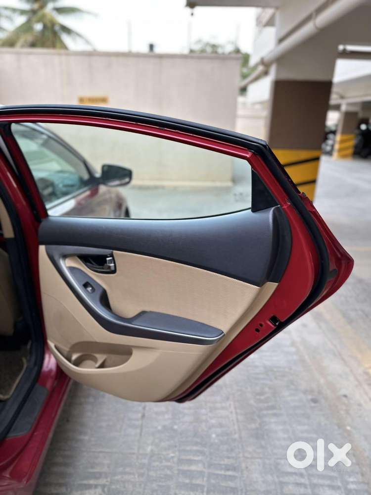 Hyundai New Elantra 1.8 Sx (o) At Vtvt, 2015, Petrol