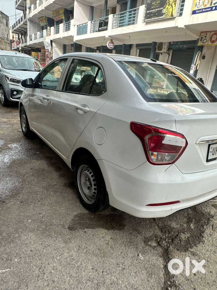 Hyundai Xcent 2018 Petrol