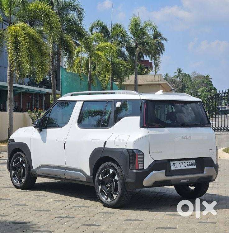 Kia Syros Htx Plus Opt Turbo Dct, 2025, Petrol