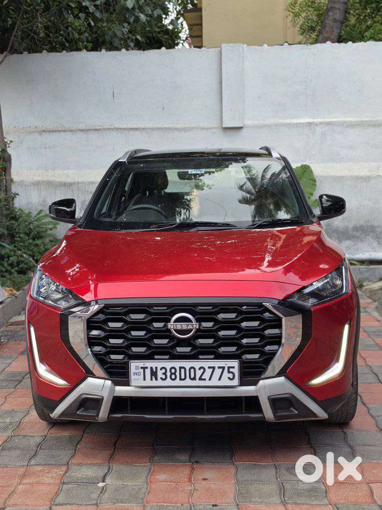 Nissan Magnite N-connecta B4d 1.0 Amt Cng, 2025, Cng & Hybrids