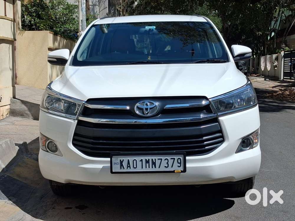 Toyota Innova Crysta 2.4 Gx Mt, 2016, Diesel