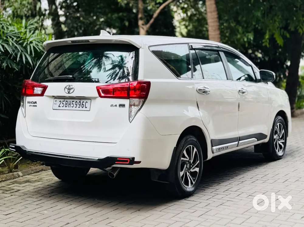 Toyota Innova Crysta 2025 Diesel Manual